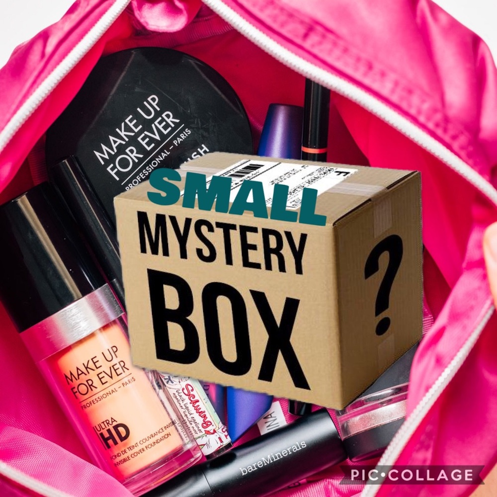 Small Mystery Makeup Box 💄